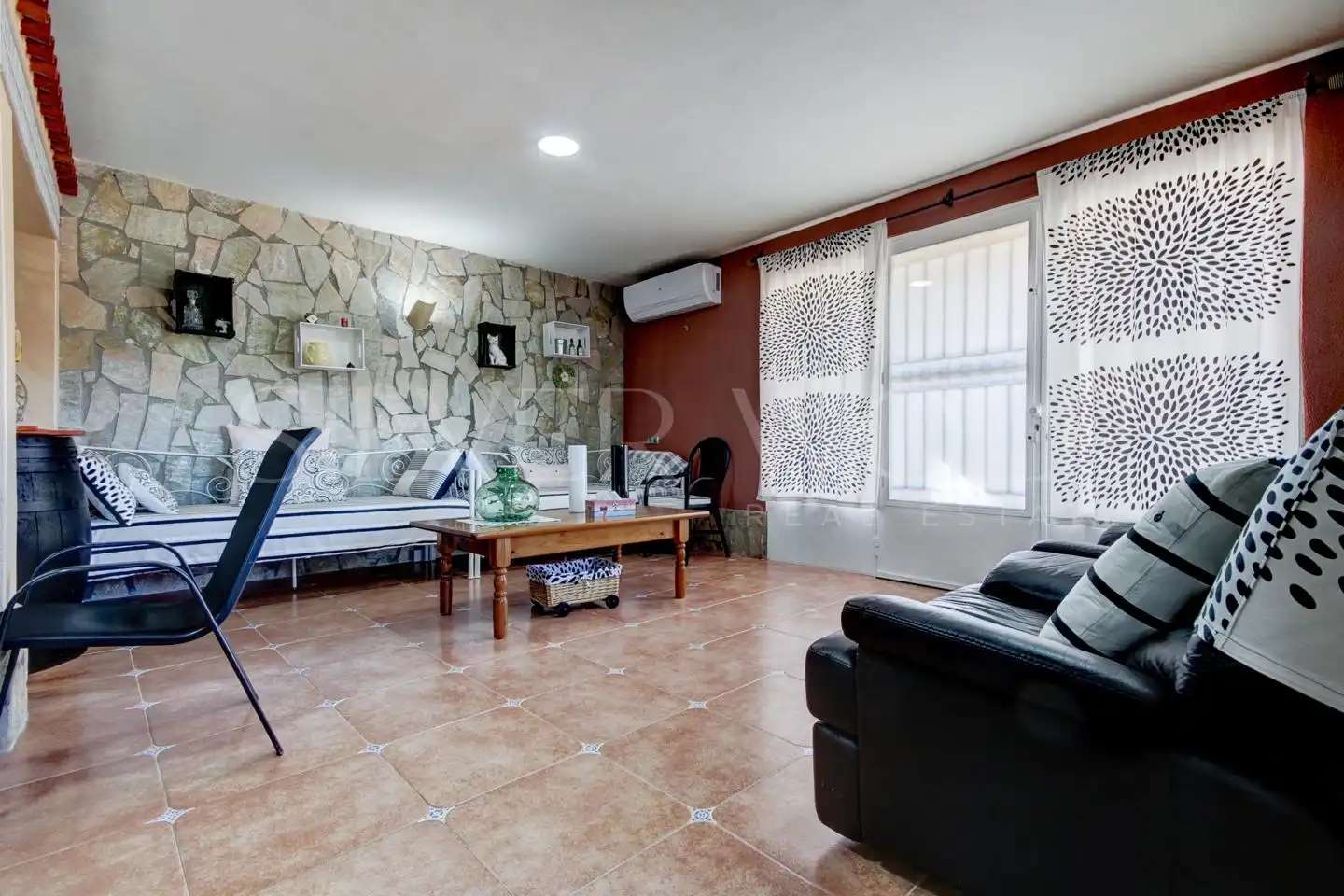 Casa con jardín en venta en Olivella, imagen 9