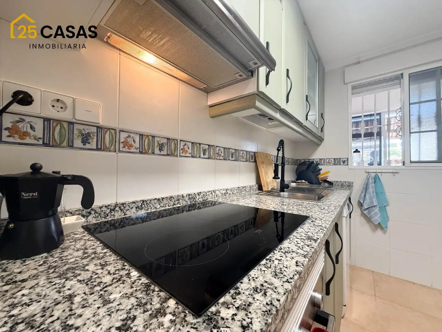 Casa amb terrassa en venda a Avenida Finlandia, imagen 11