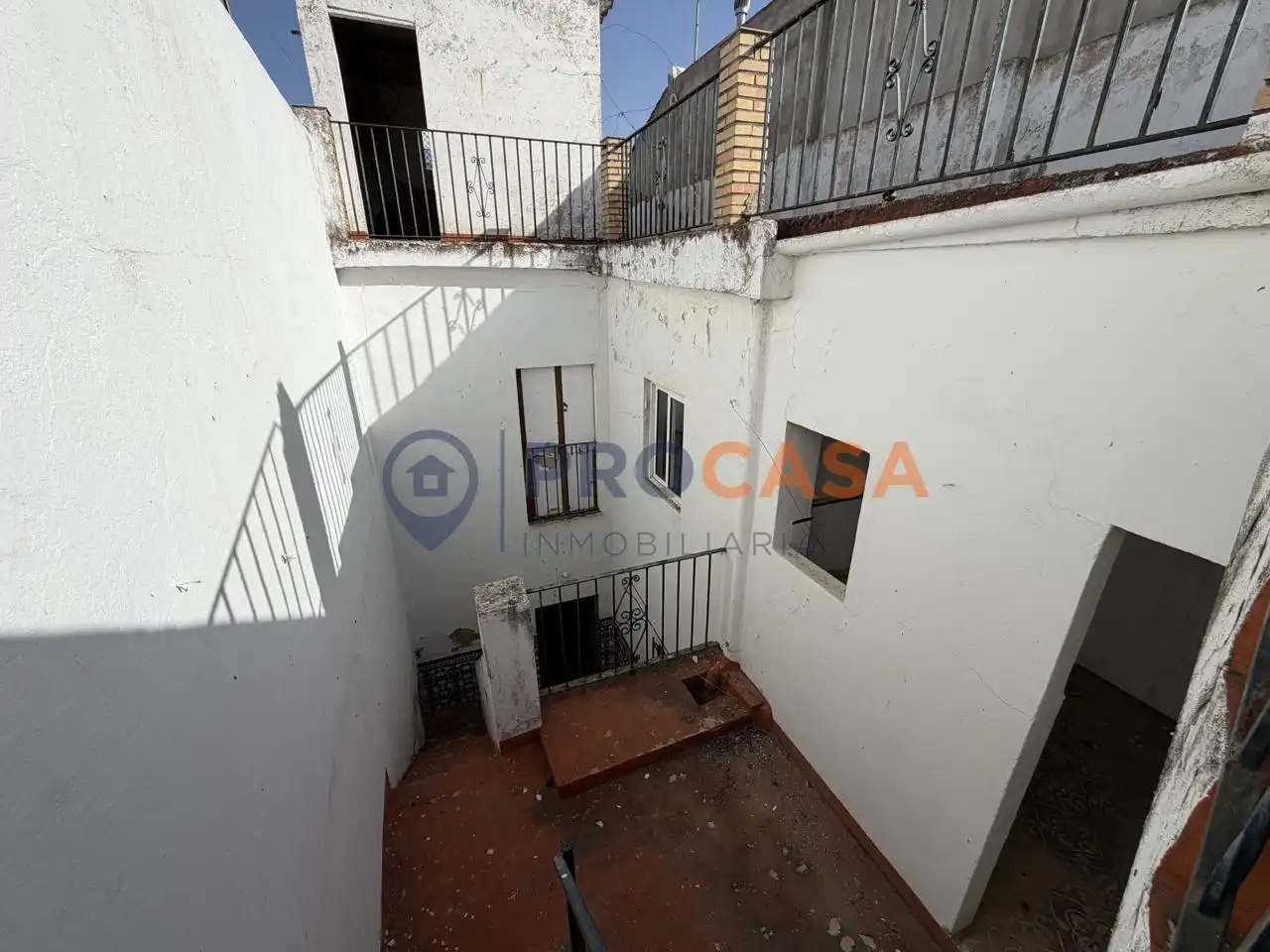 Houses for sale in El Coronil
