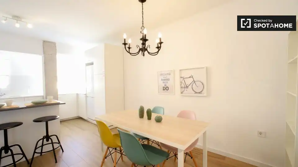 Comedor de Piso de alquiler en Valencia con Aire acondicionado, Calefacción y Amueblado
