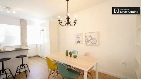 Apartamento de 2 dormitorios en alquiler en Torrefiel, Valencia