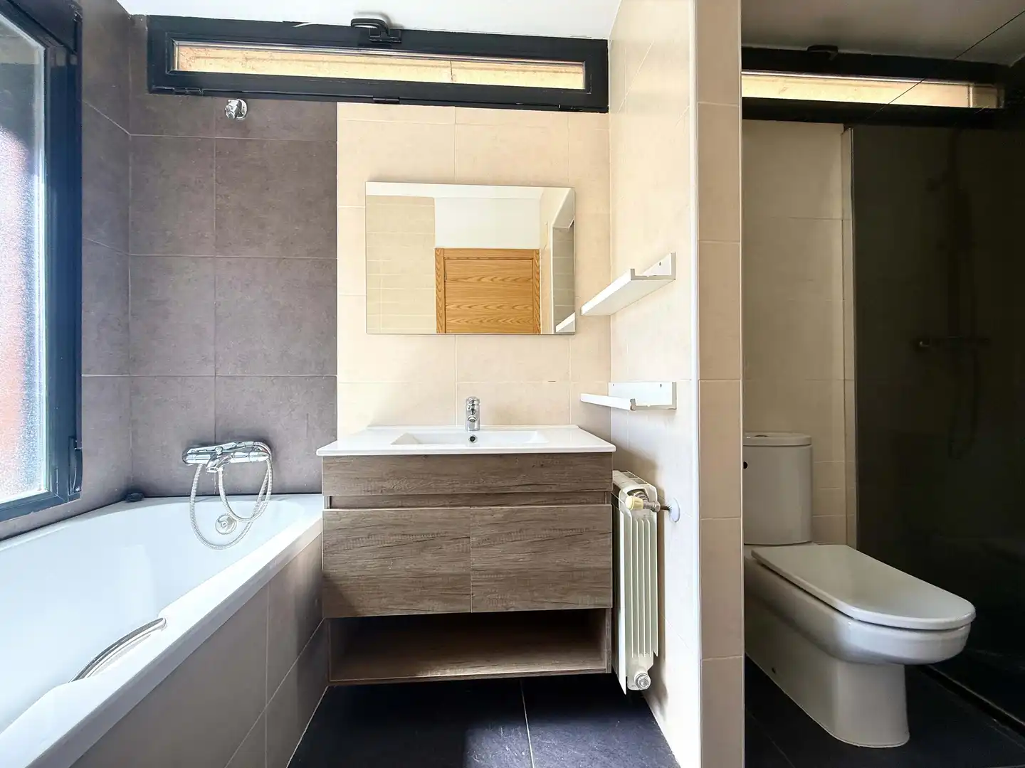 Baño de Casa o chalet en venta en Chiloeches con Aire acondicionado, Calefacción y Terraza