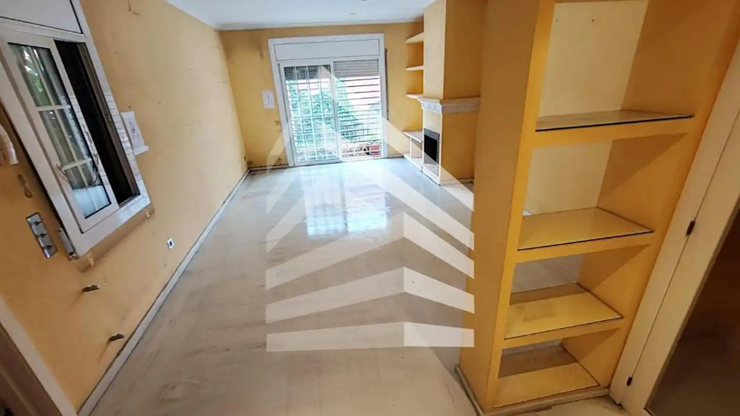 Sala d'estar de Casa o xalet en venda en El Prat de Llobregat amb Terrassa i Balcó