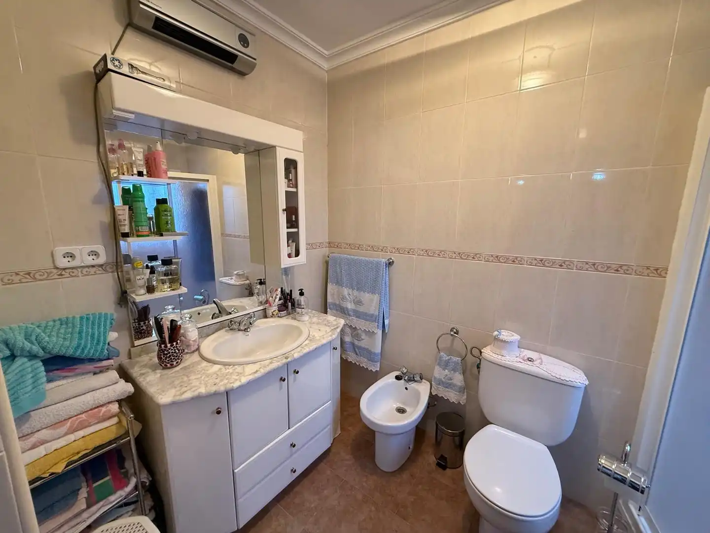 Baño de Casa o chalet en venta en Villanueva de Algaidas con Aire acondicionado, Calefacción y Jardín privado