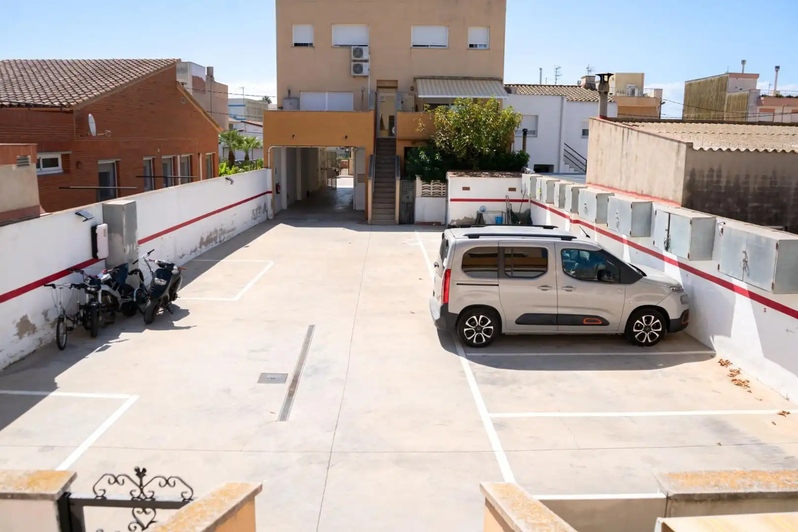 Piso con terraza en venta en Sant Jaume d'Enveja, imagen 25