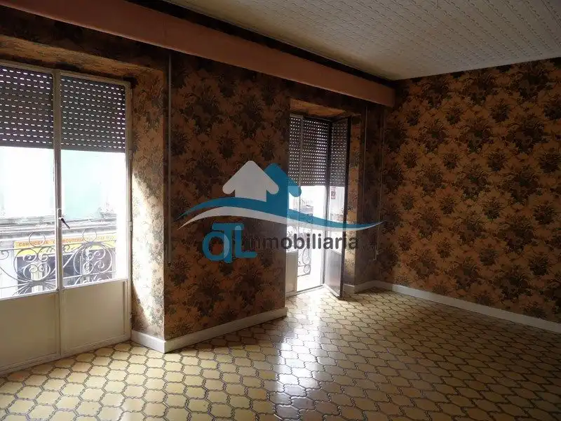 Sala d'estar de Pis en venda en Linares