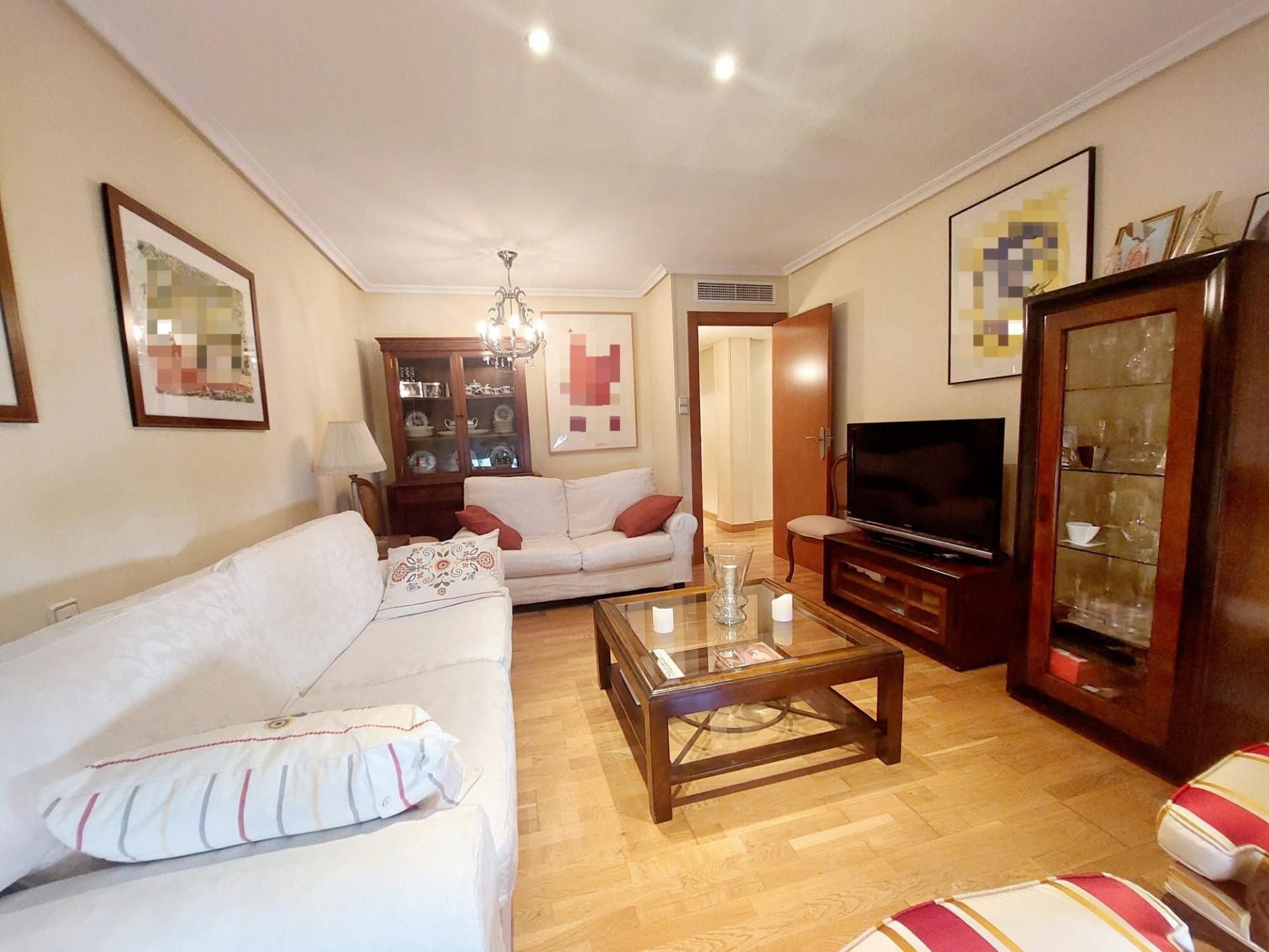 Living room of Flat for sale in  Murcia Capital  with Air Conditioner, Heating and Parquet flooring
