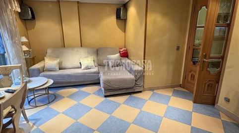 Foto 2 de Piso en venta en Palomeras Bajas,  Madrid Capital