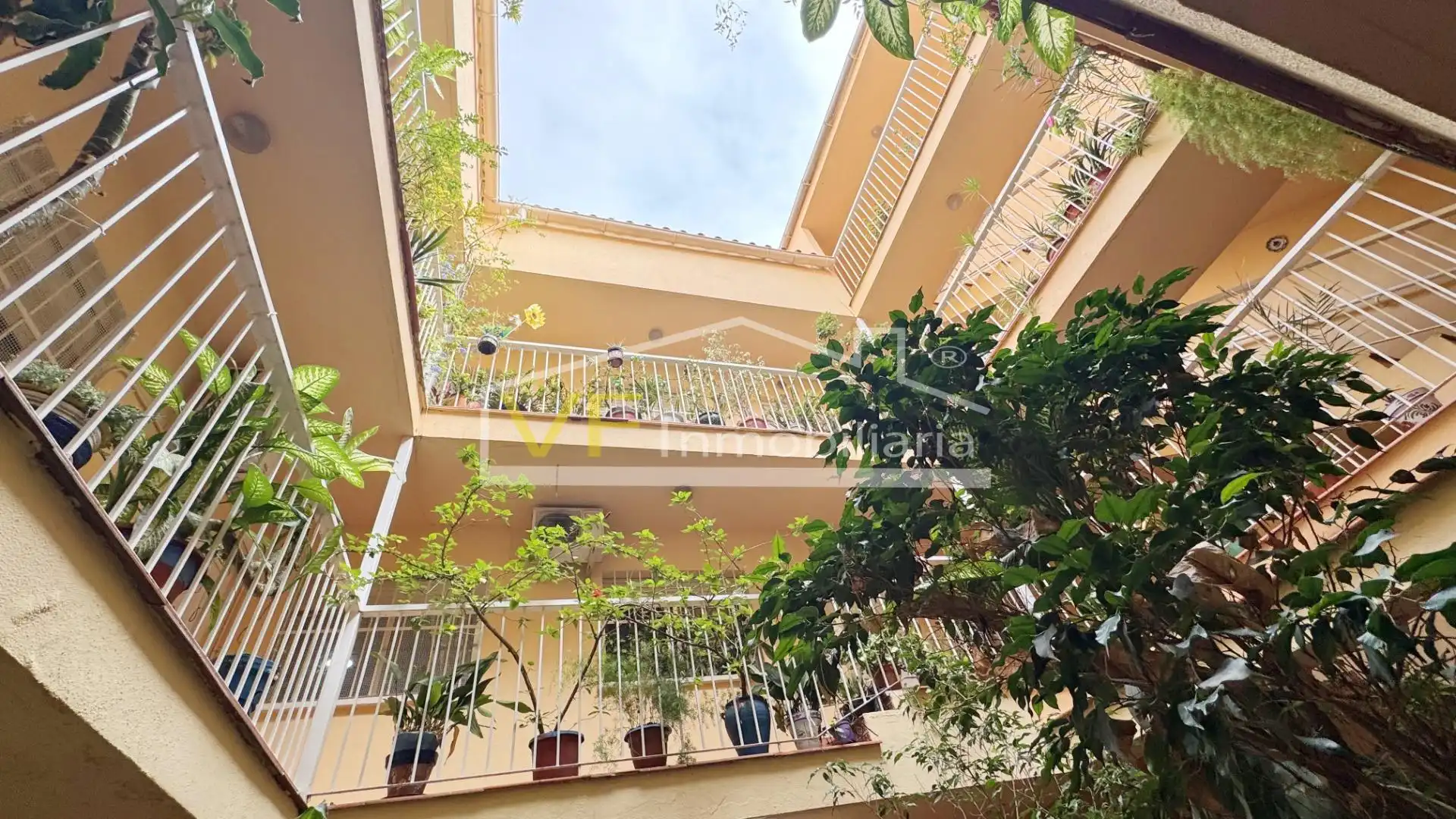 Vista exterior de Pis en venda en Centro