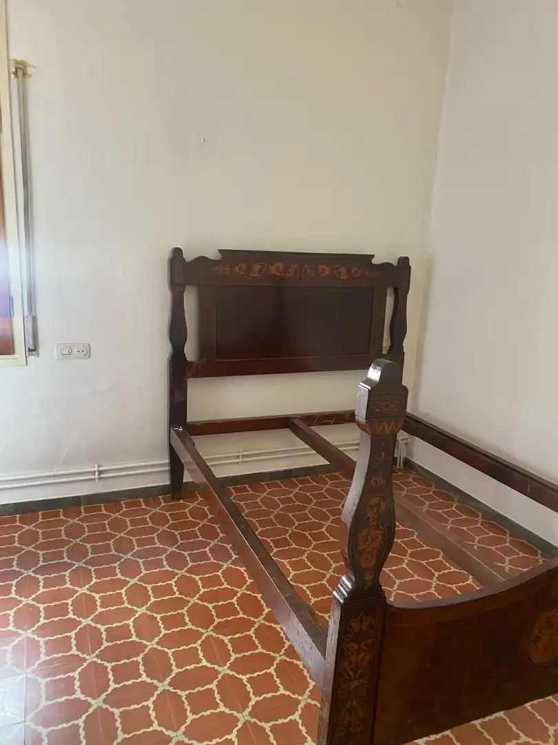 Habitación de Casa adosada en venta en Salt con Calefacción, Jardín privado y Terraza
