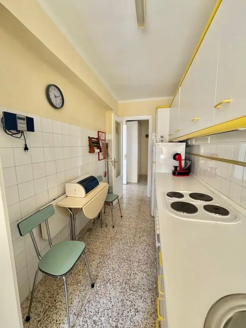 Cuina de Pis de lloguer en Vélez-Málaga amb Aire condicionat, Terrassa i Traster