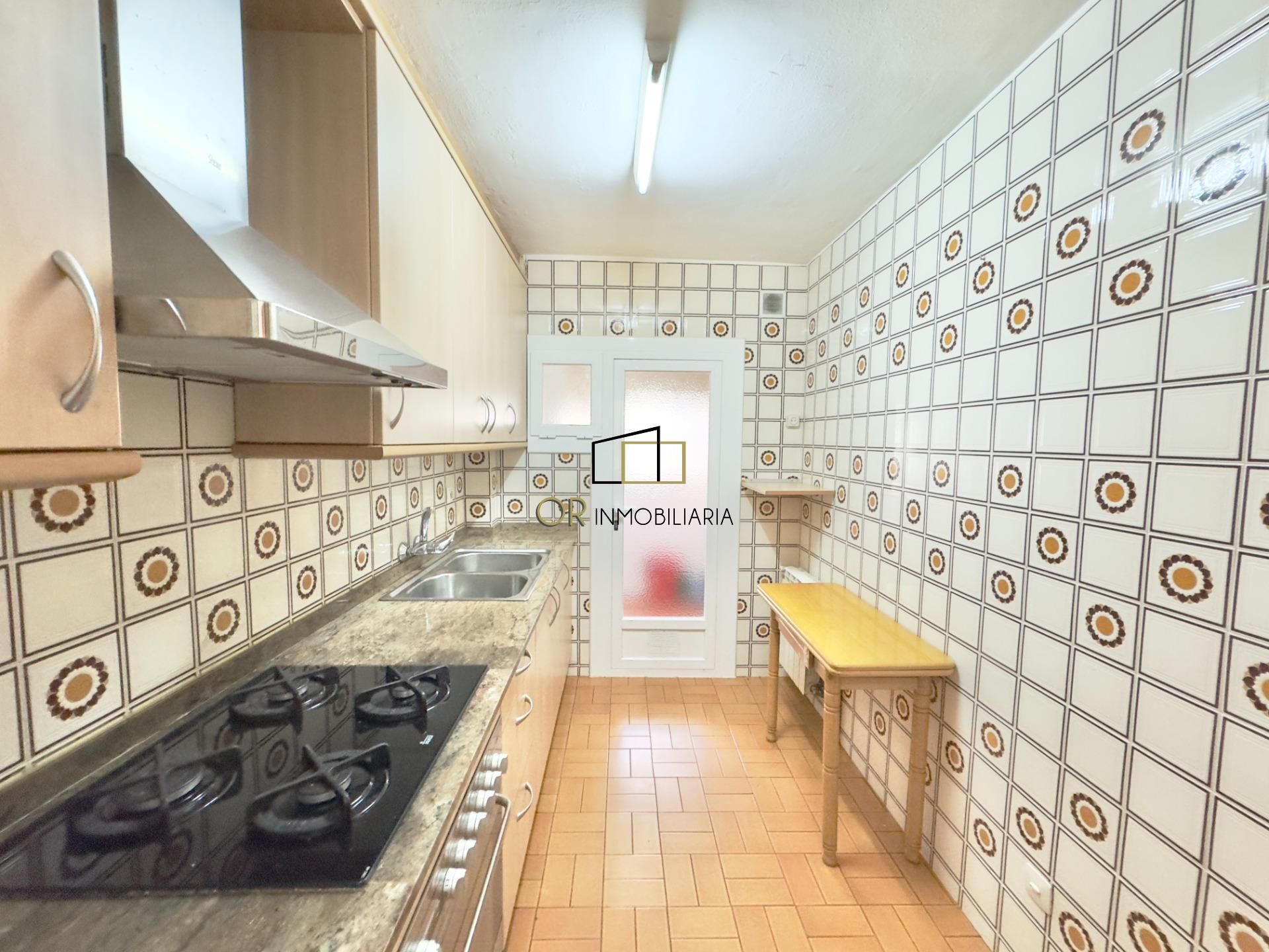 Kitchen of Flat for sale in Vilafranca del Penedès  with Heating, Terrace and Storage room