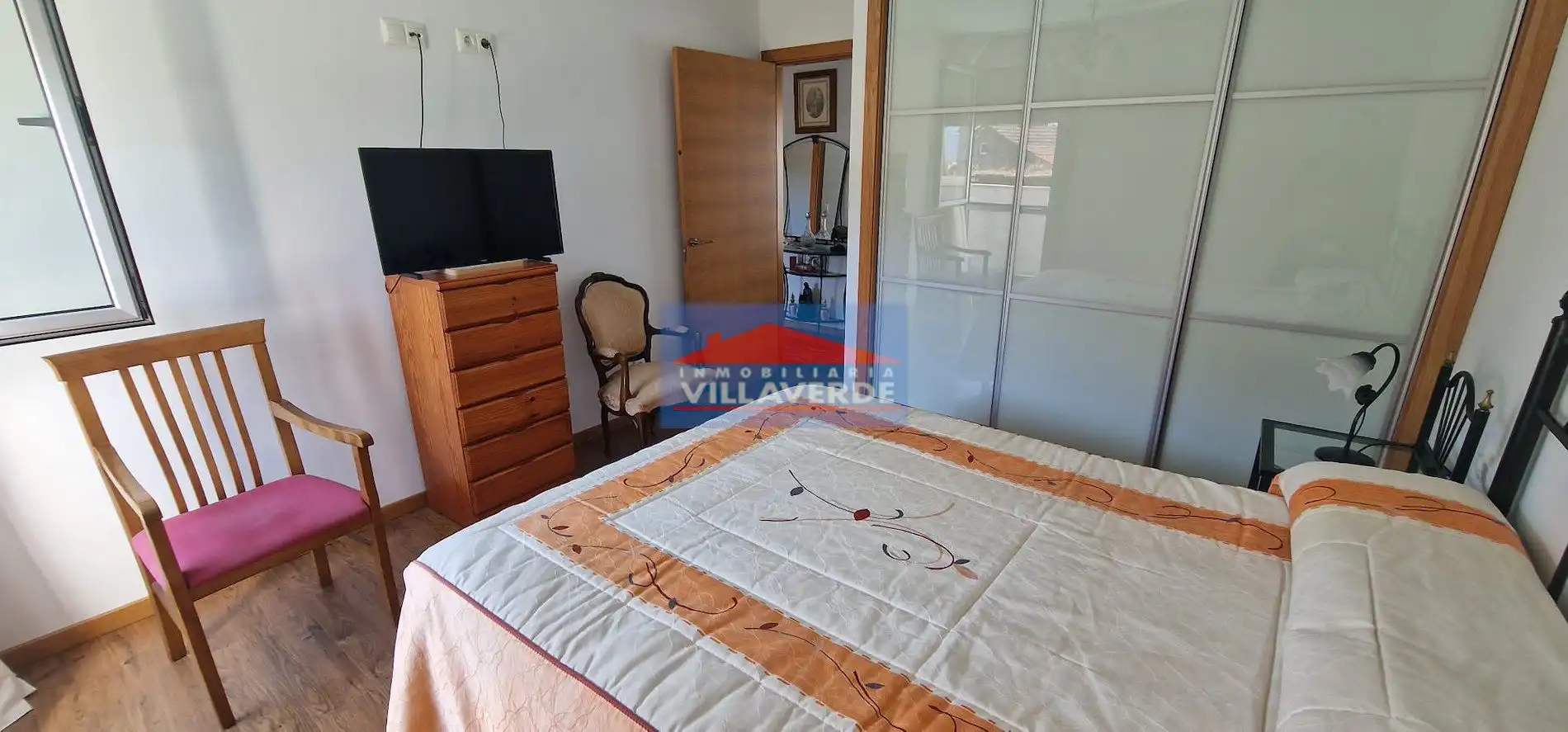 Habitación de Casa o chalet en venta en Cangas  con Terraza, Trastero y Piscina