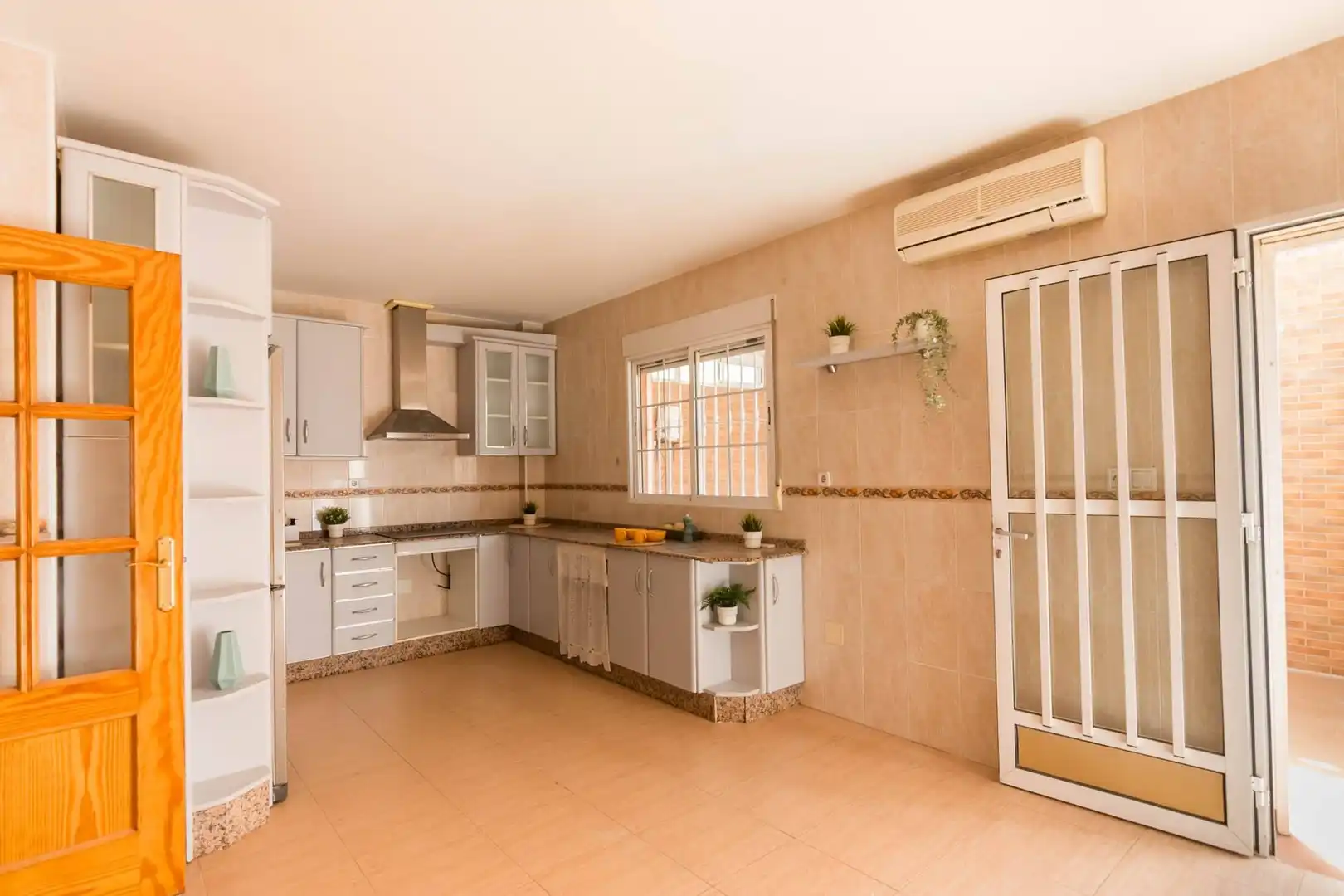Cuina de Dúplex en venda en Murcia amb Aire condicionat, Terrassa i Balcó
