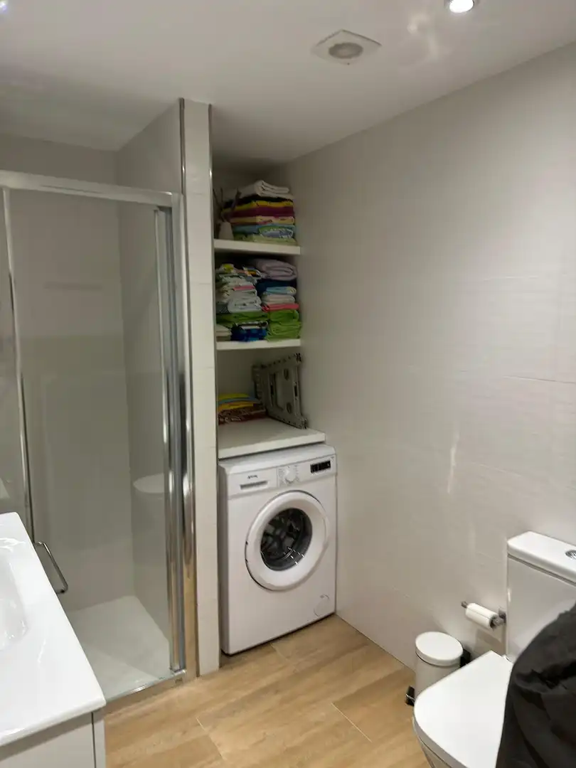 Appartement compact avec terrasse à louer à Paseo Marítimo Rey de España, imagen 15
