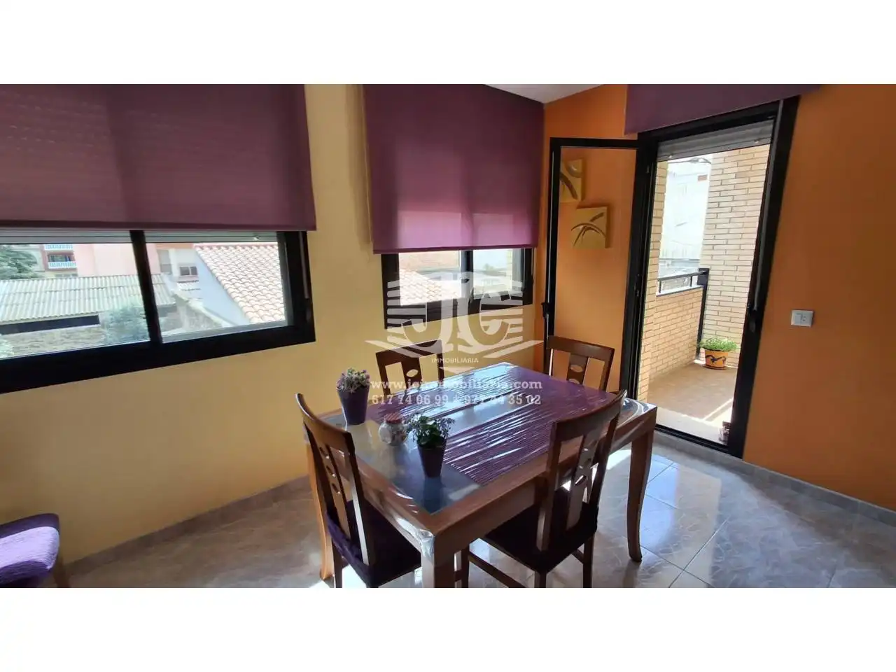 Terrasse von Wohnung zum Verkauf in Tortosa mit Klimaanlage, Terrasse und Möbliert
