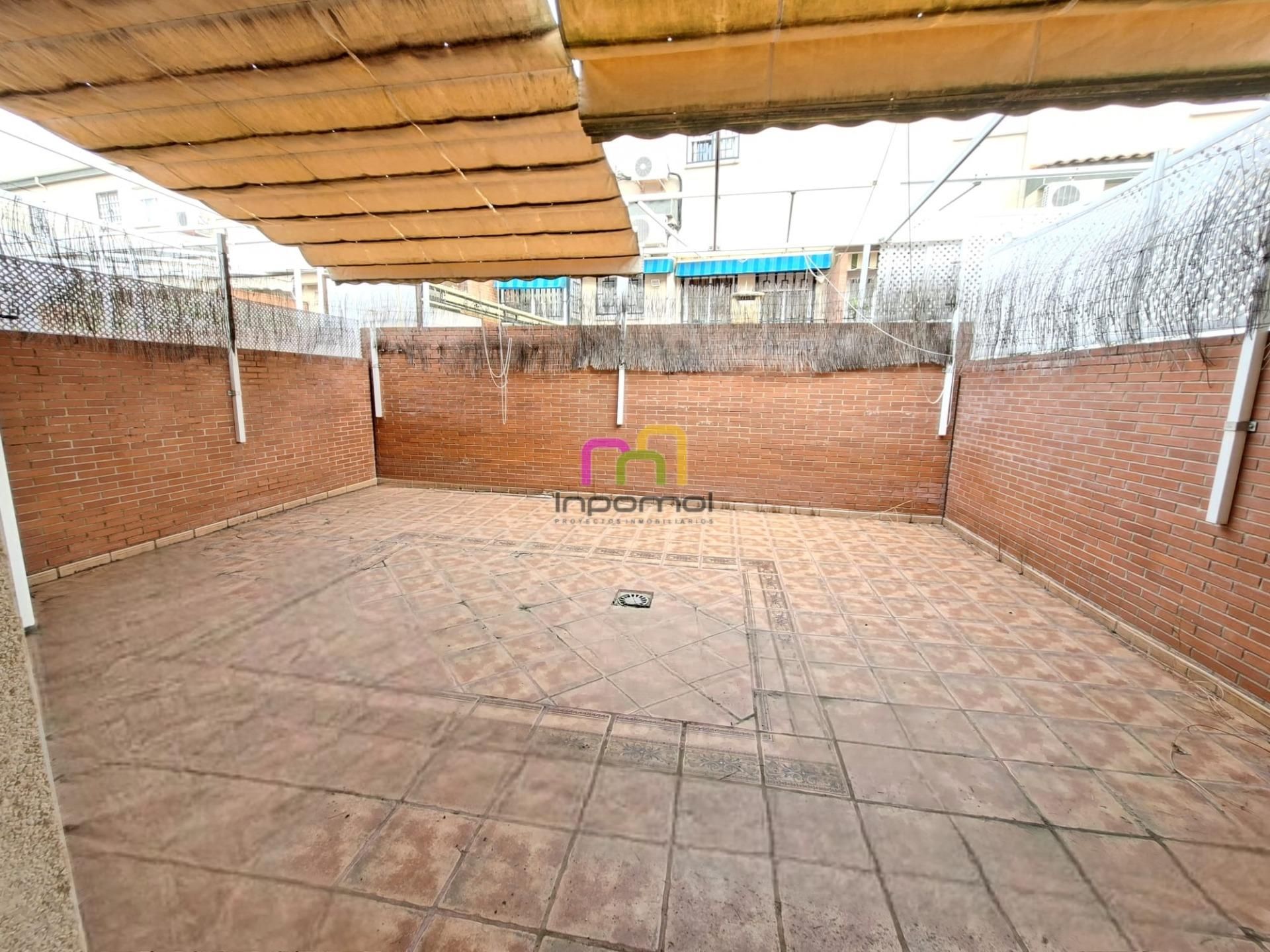 Terrace of Single-family semi-detached for sale in Badajoz Capital  with Air Conditioner and Storage room