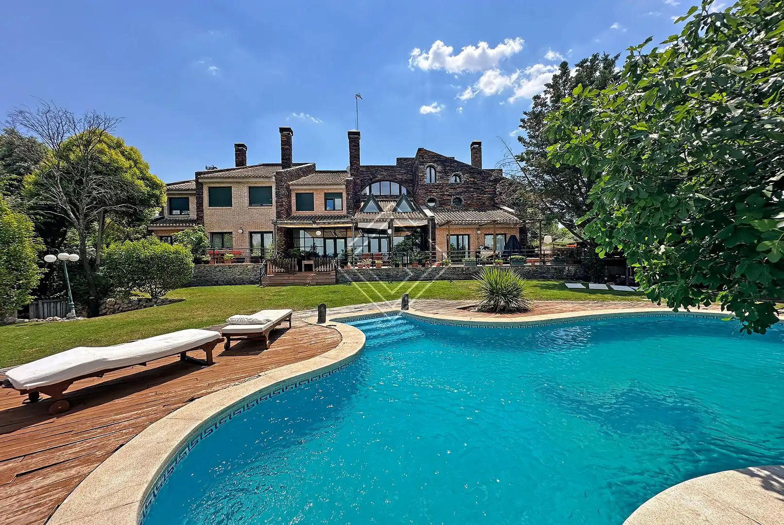Villa con terrazza in vendita a Ciudalcampo