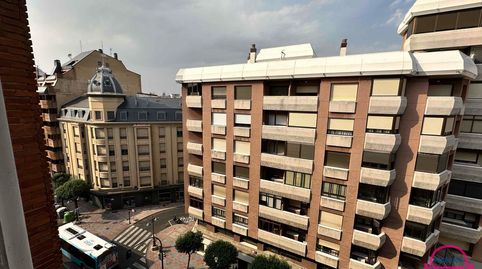 Apartamento alto en Gran Via de 2 dormitorios. Exterior