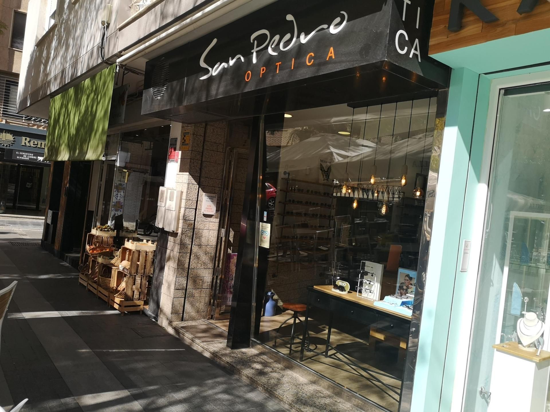 Geschaftsraum zur Miete in  Almería Capital