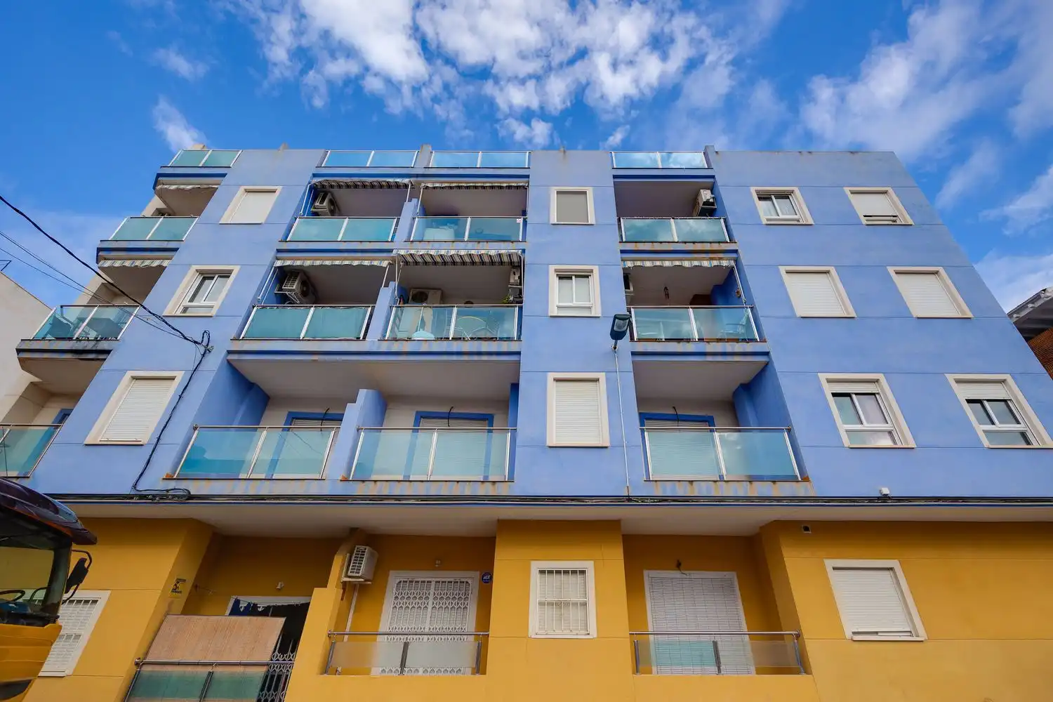 Vista exterior de Ático en venta en Torrevieja con Aire acondicionado y Terraza