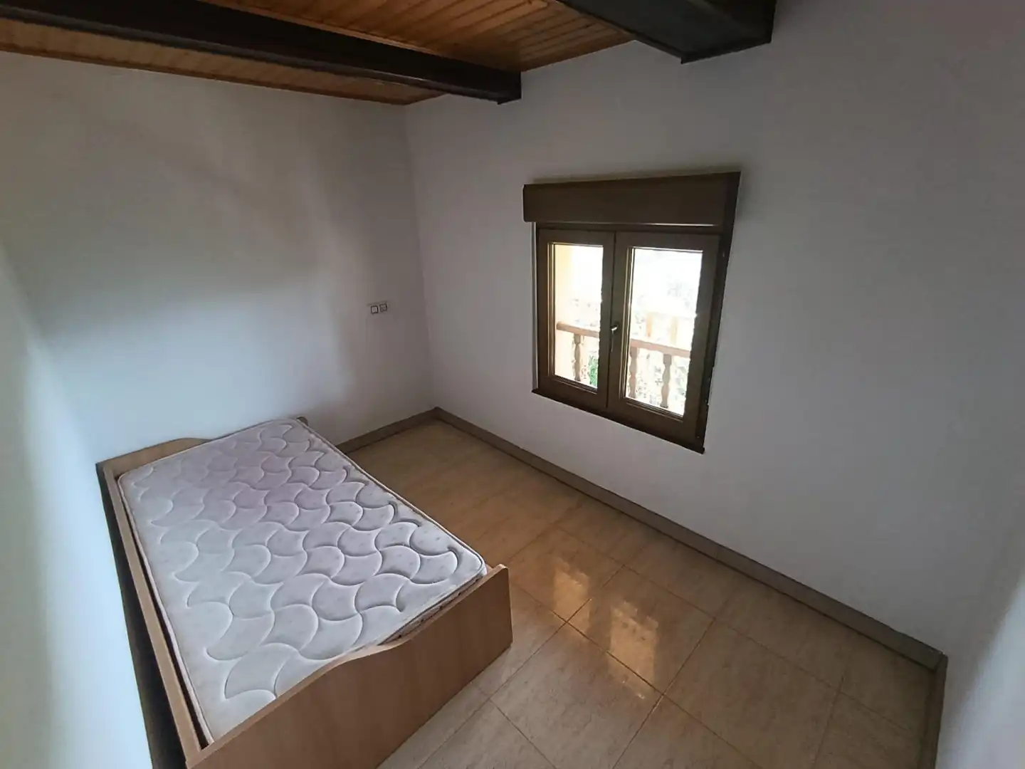 Country house zum Verkauf in San Martín del Rey Aurelio mit Balkon
