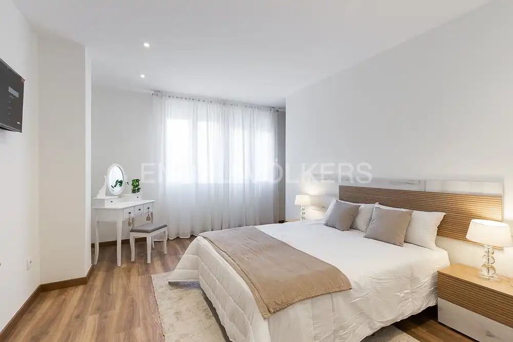 Habitación de Piso de alquiler en Valencia con Aire acondicionado, Calefacción y Parquet
