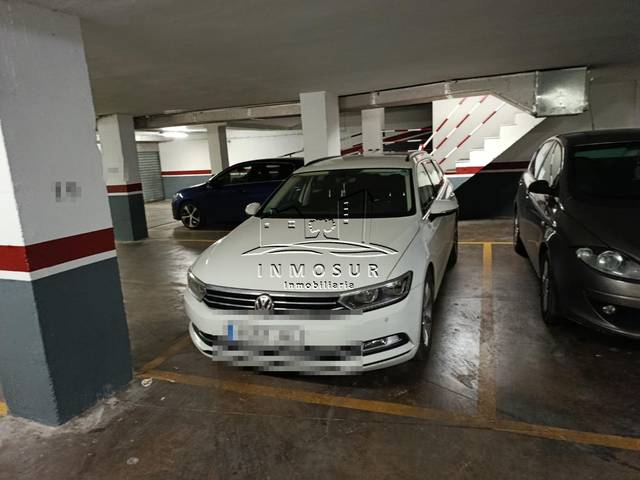 Garaje en Venta en El Valle