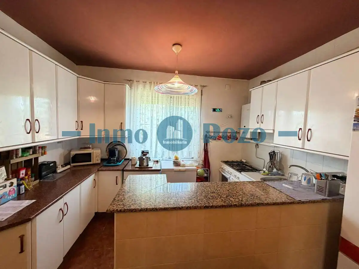 Chalet con piscina en venta en Almendralejo, imagen 3