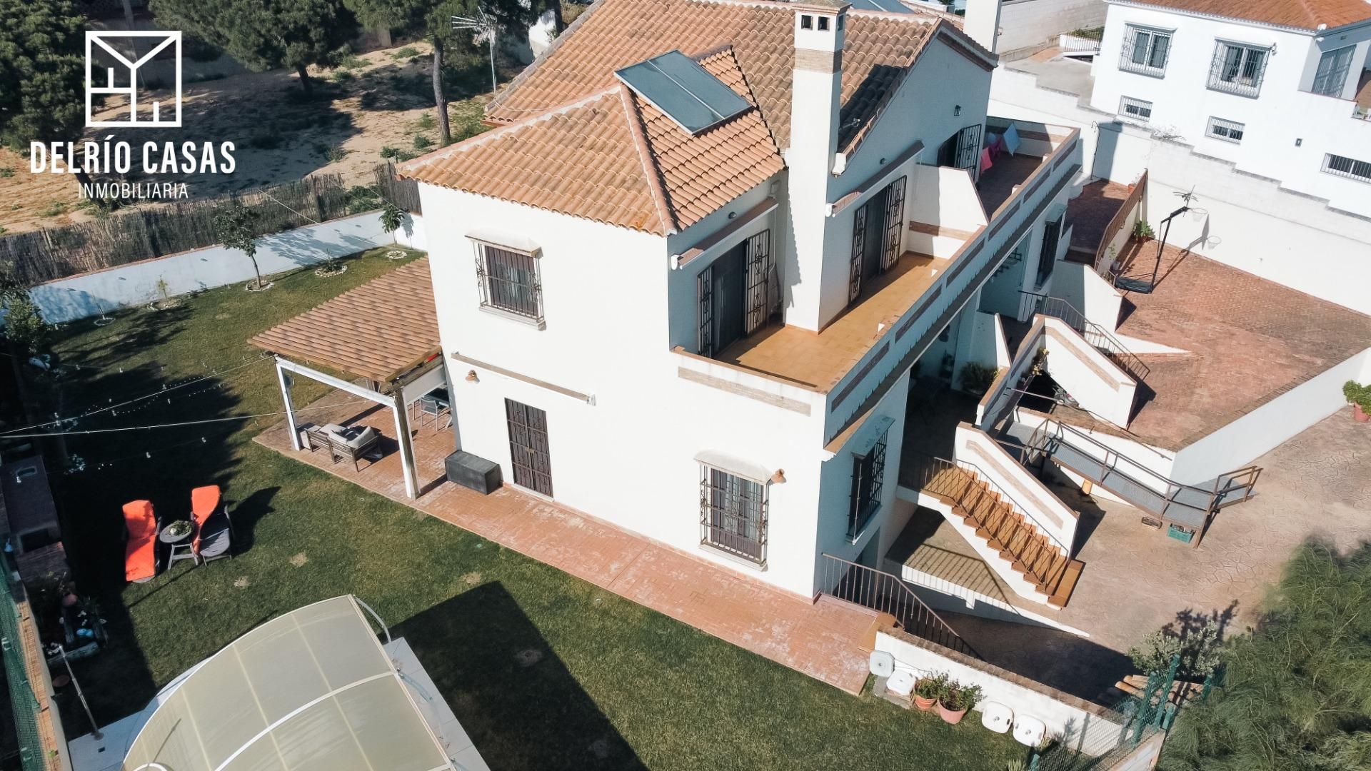 Vista exterior de Casa adosada en venda en Mazagón amb Aire condicionat, Calefacció i Jardí privat