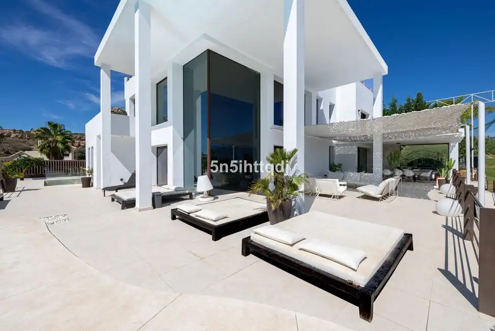 Chalet con piscina en venta en Benahavís pueblo, imagen 28