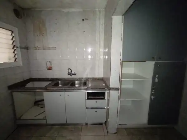 Kitchen of Flat for sale in Figueres