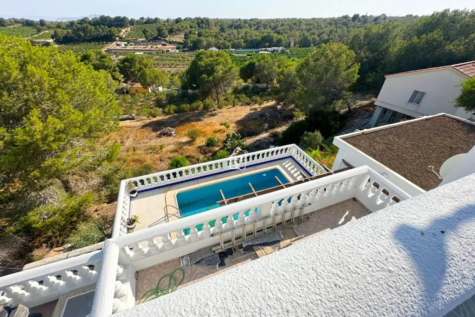 Schwimmbecken von Country house zur Miete in Pilar de la Horadada mit Privatgarten, Terrasse und Abstellraum