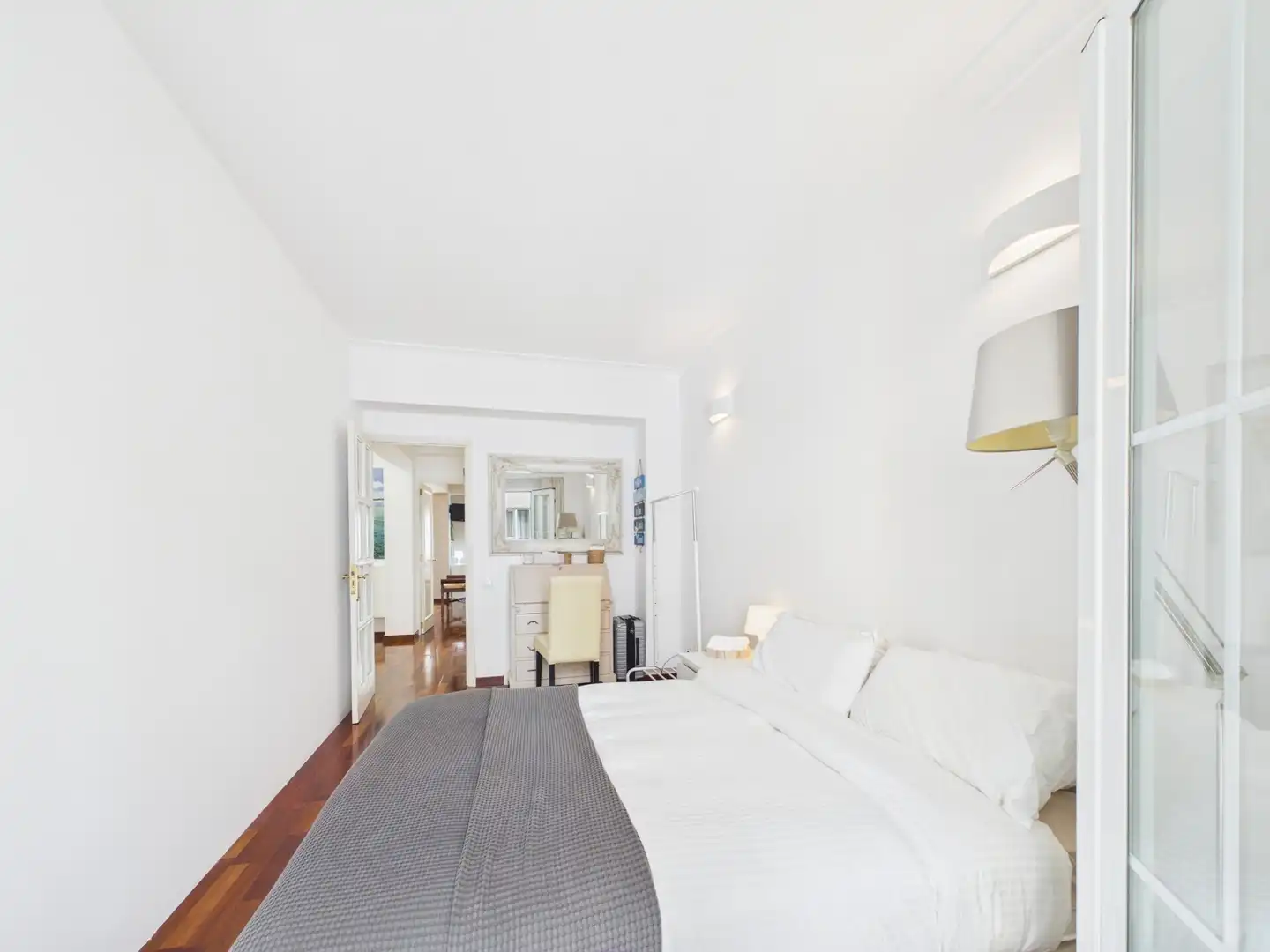 Dormitori de Apartament de lloguer en  Palma de Mallorca amb Aire condicionat, Moblat i Balcó