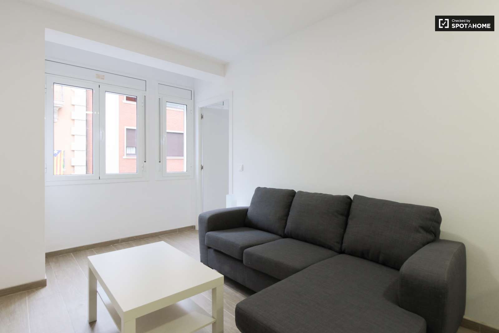 Apartament per a compartir a Hostafrancs