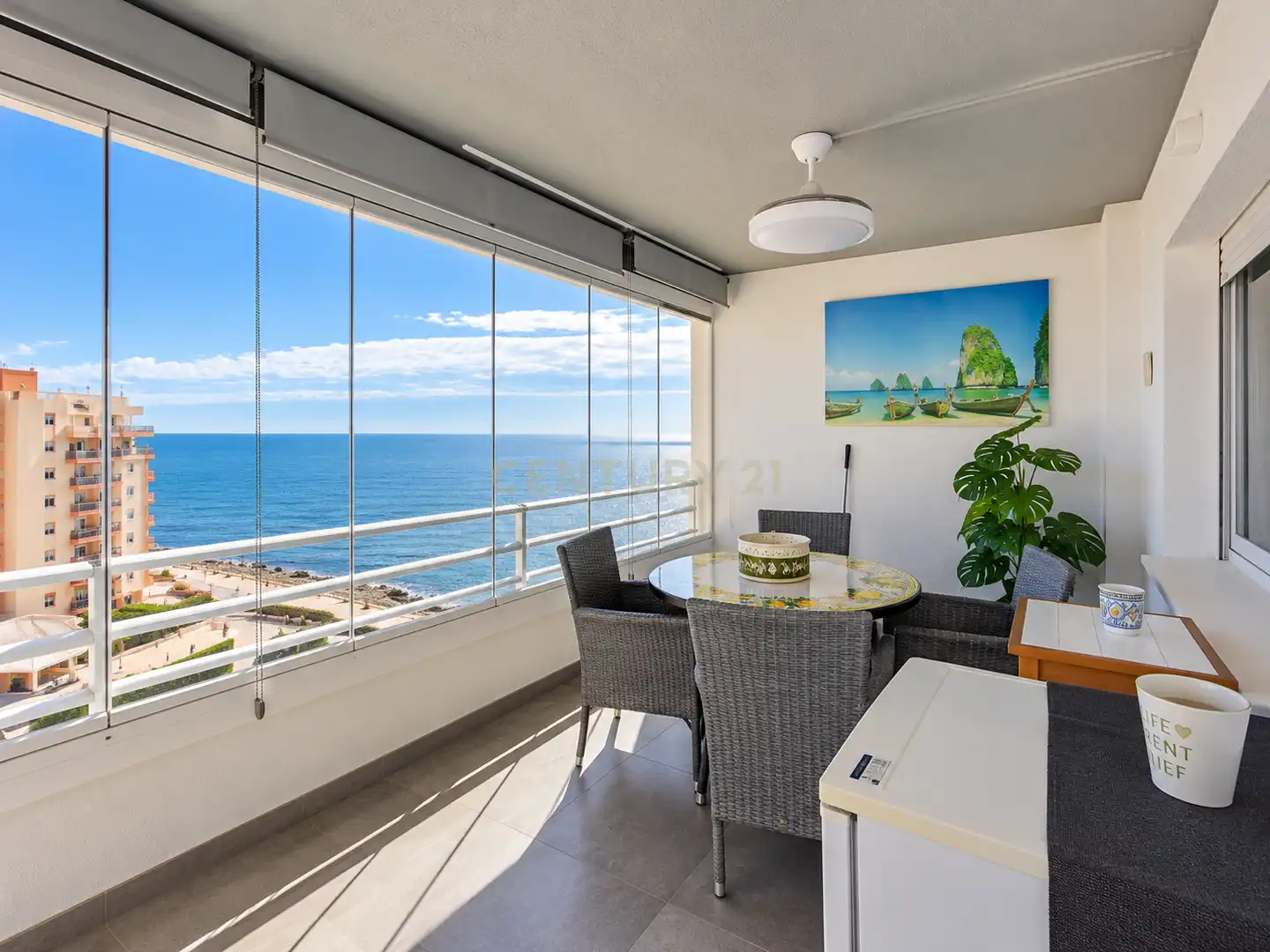 Terrasse von Wohnungen zur Miete in Calpe / Calp mit Klimaanlage, Abstellraum und Ofen