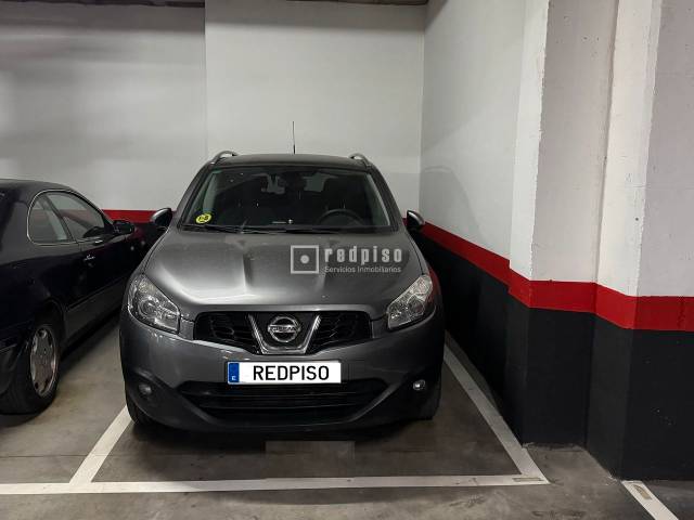 Garaje en Venta en RUMANIA en Rosas - Musas