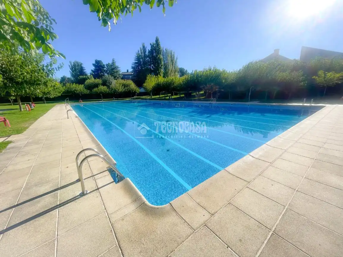 Schwimmbecken von Wohnung zum Verkauf in Guadarrama mit Heizung, Terrasse und Gemeinschaftspool