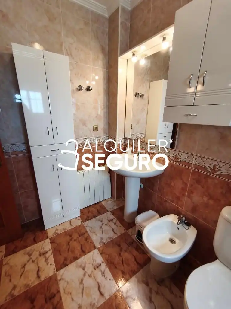 Baño de Casa o chalet de alquiler en Elche / Elx con Aire acondicionado, Terraza y Piscina