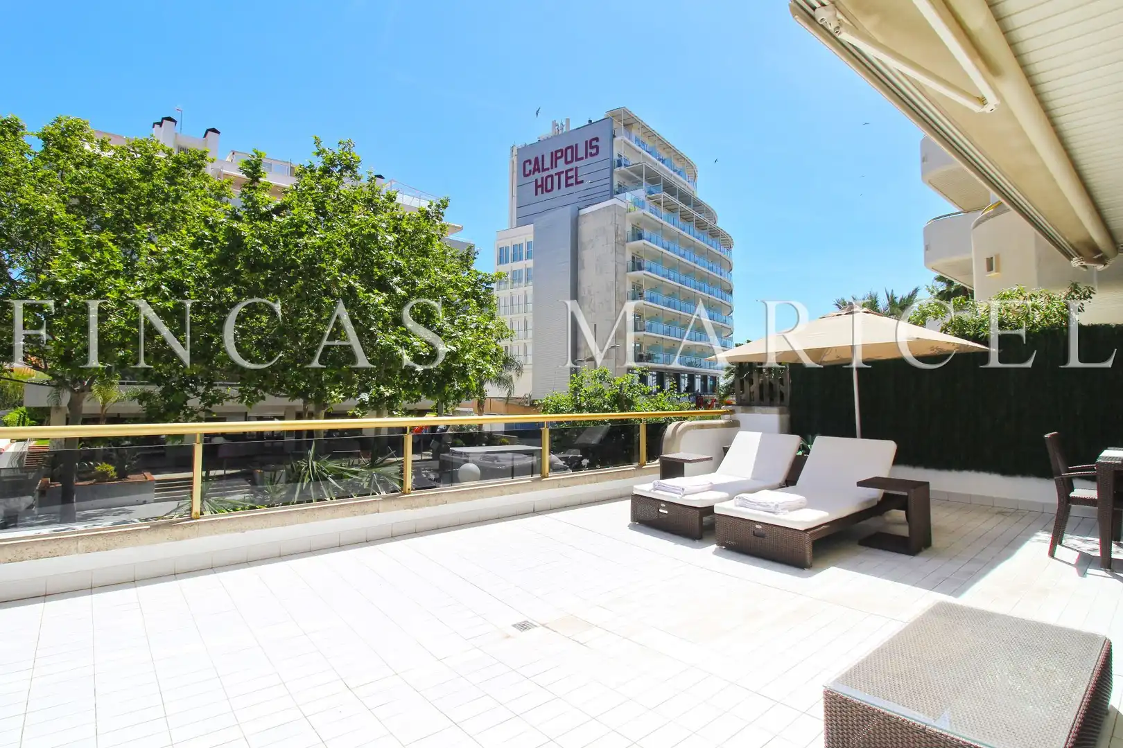 Terrasse von Wohnung zum Verkauf in Sitges mit Klimaanlage, Heizung und Terrasse