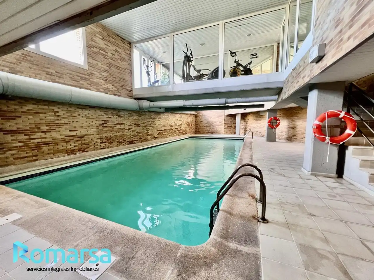 Piscina de Dúplex en venda en Ávila amb Calefacció, Parquet i Terrassa