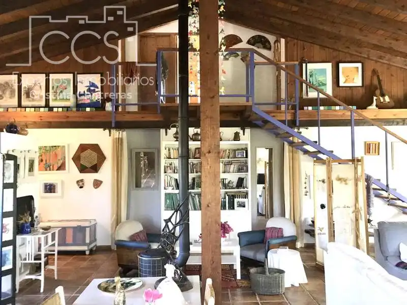 Sala de estar de Finca rústica en venta en Pilas con Aire acondicionado, Terraza y Trastero