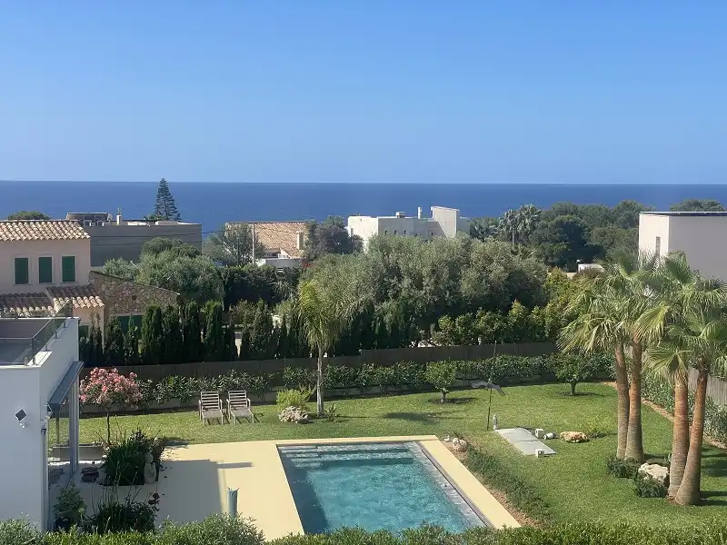 Außenansicht von Haus oder Chalet zum Verkauf in Llucmajor mit Klimaanlage, Privatgarten und Terrasse