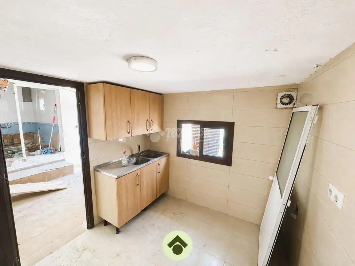 Kitchen of Detached homes for sale in Montoro