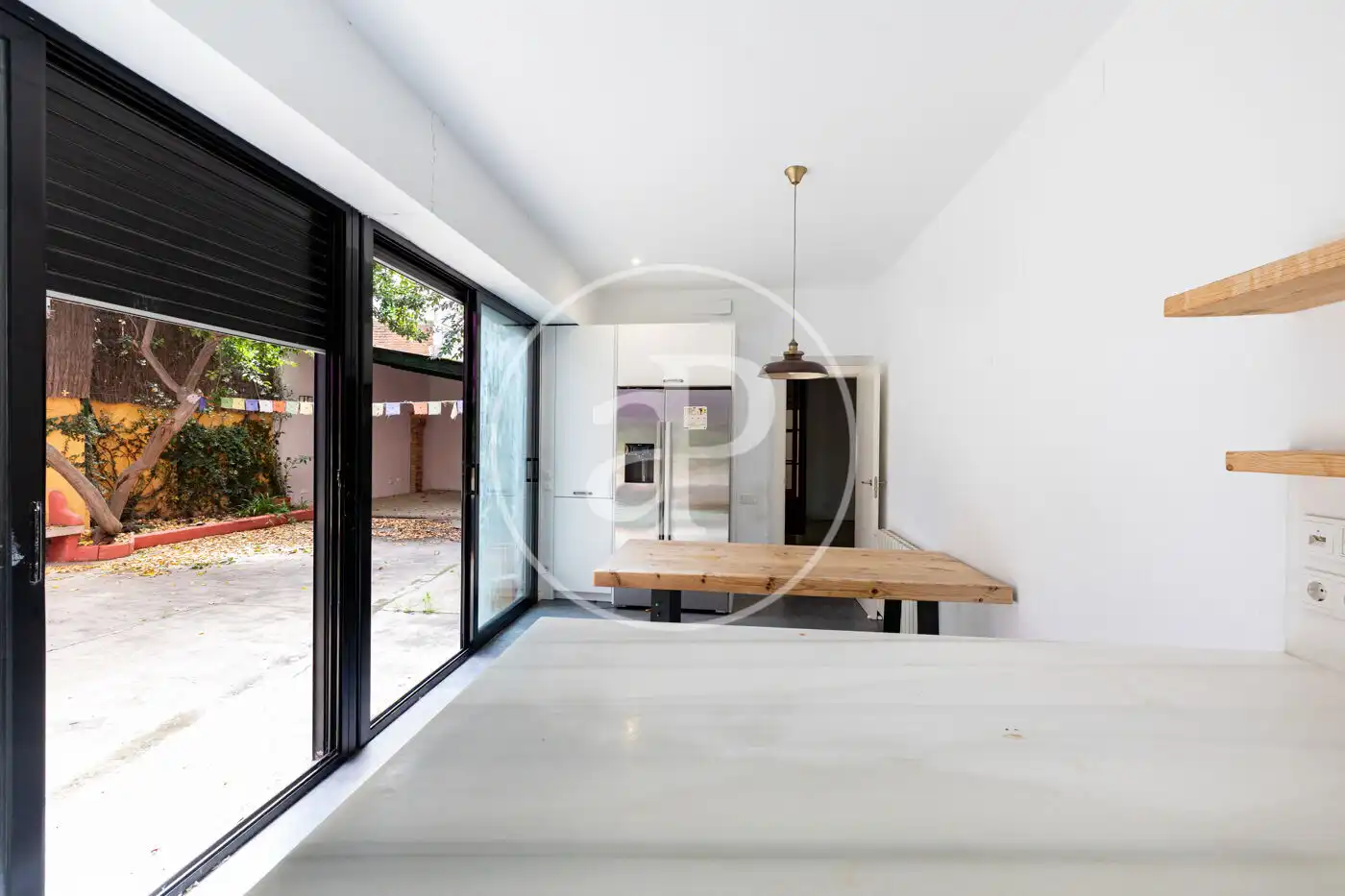 Cocina de Casa adosada en venta en Barcelona con Calefacción, Jardín privado y Terraza