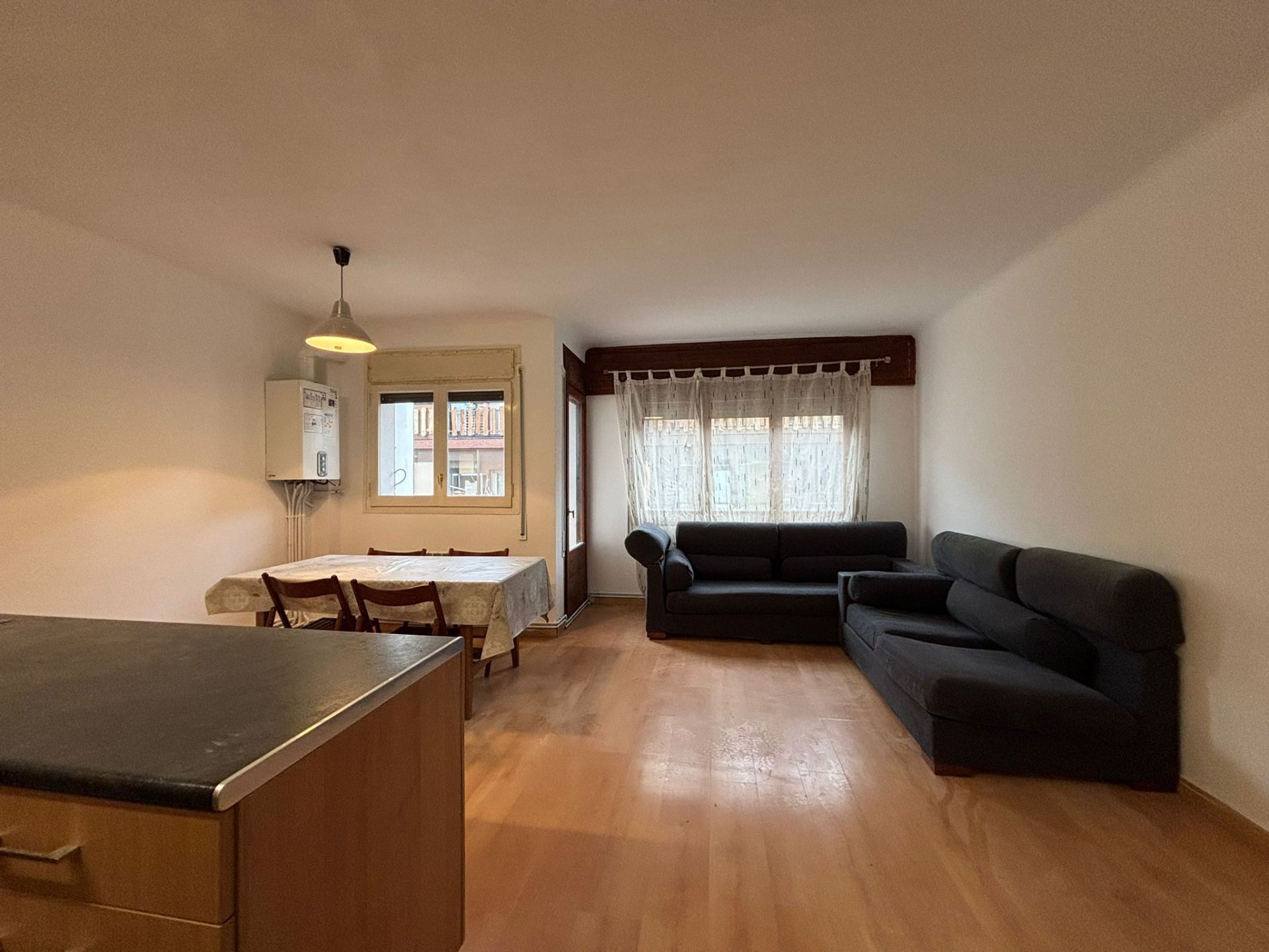 Sala de estar de Piso en venta en Puigcerdà con Calefacción y Terraza
