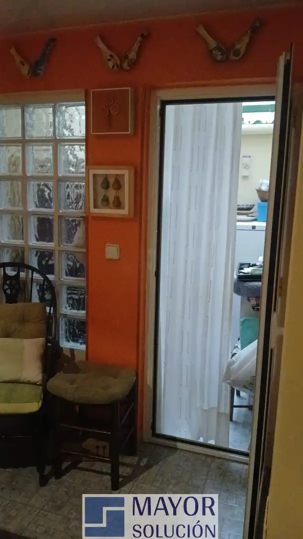 Piso en venta en Ullà con Jardín privado, Terraza y Amueblado