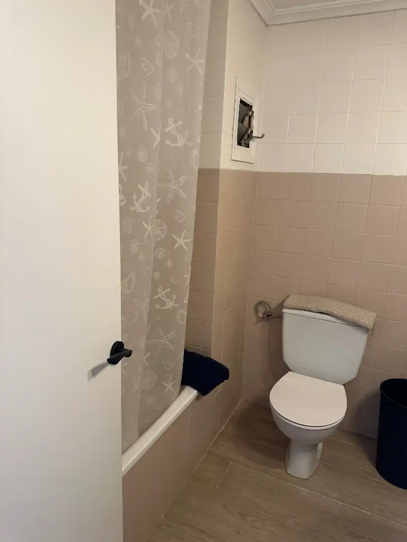 Bathroom of Flat for rent in Benicarló  with Furnished and Balcony