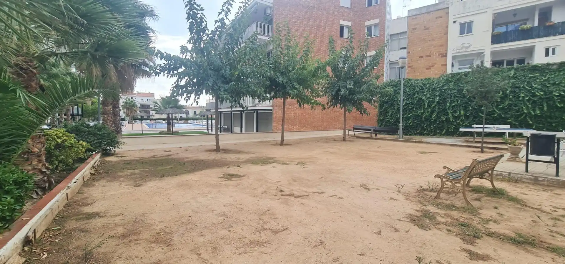 Aparcament de Apartament en venda en Sitges amb Calefacció, Jardí privat i Terrassa