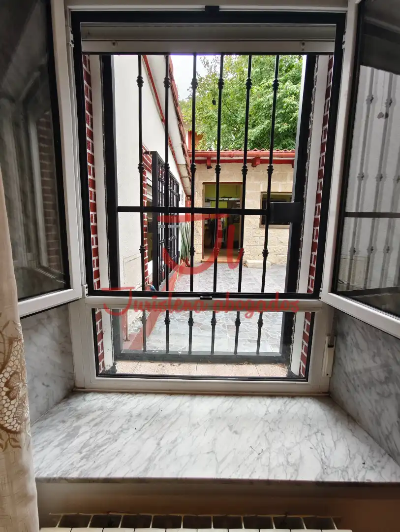 Casa aparellada amb jardí en venda a Aldea Bustiello 31, imagen 16